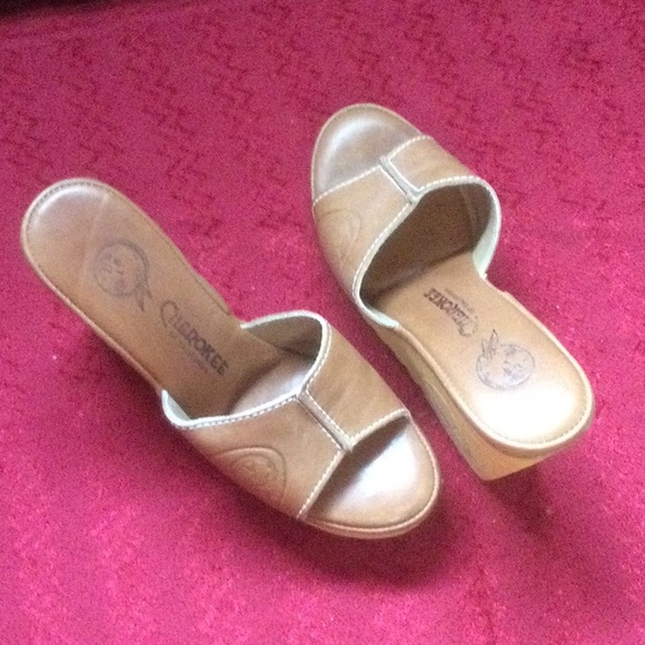 Cherokee Leather Wedge Shoes - Picture 1 of 5